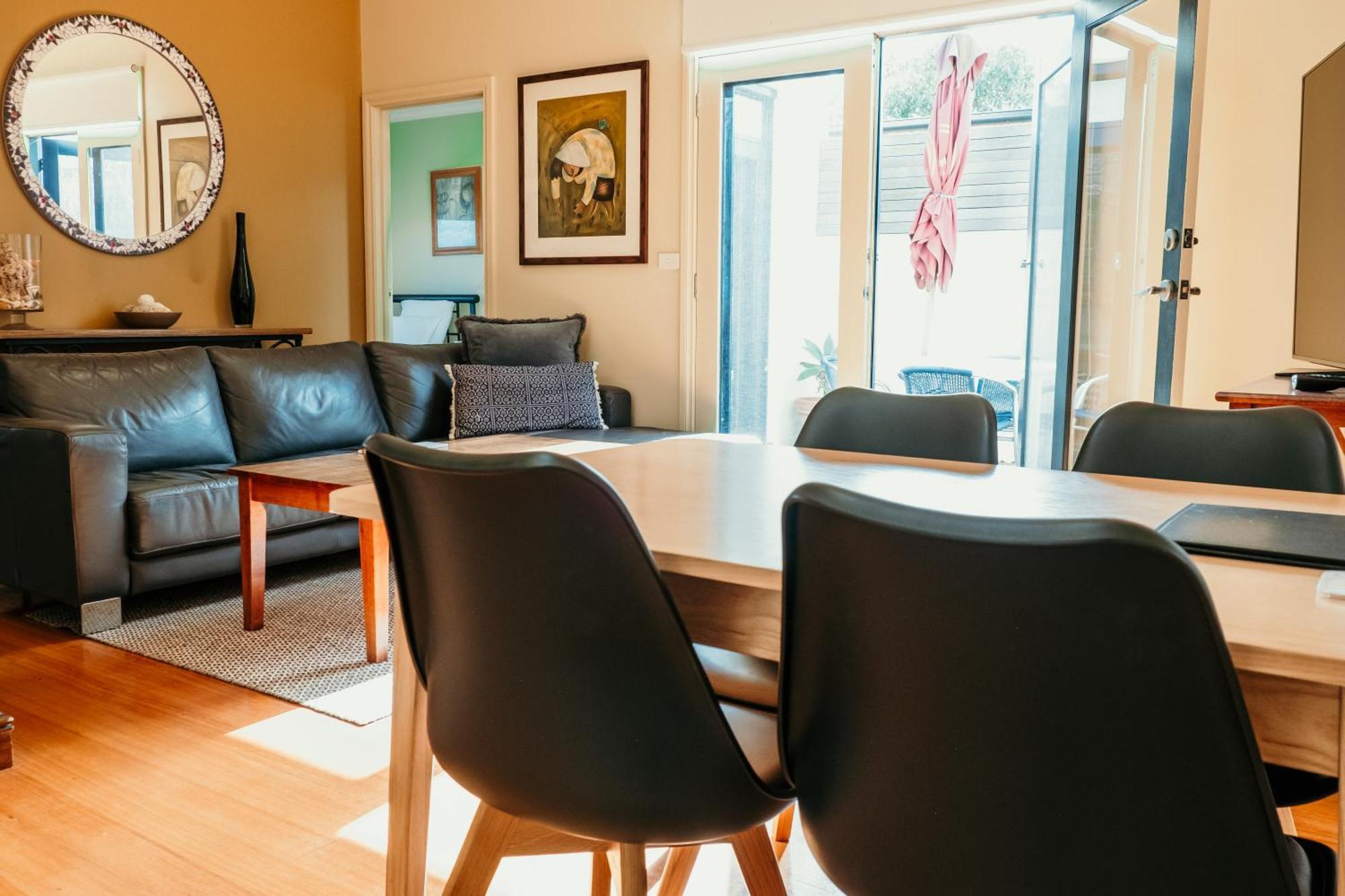 Port Boutique Accommodation Port Fairy Bagian luar foto