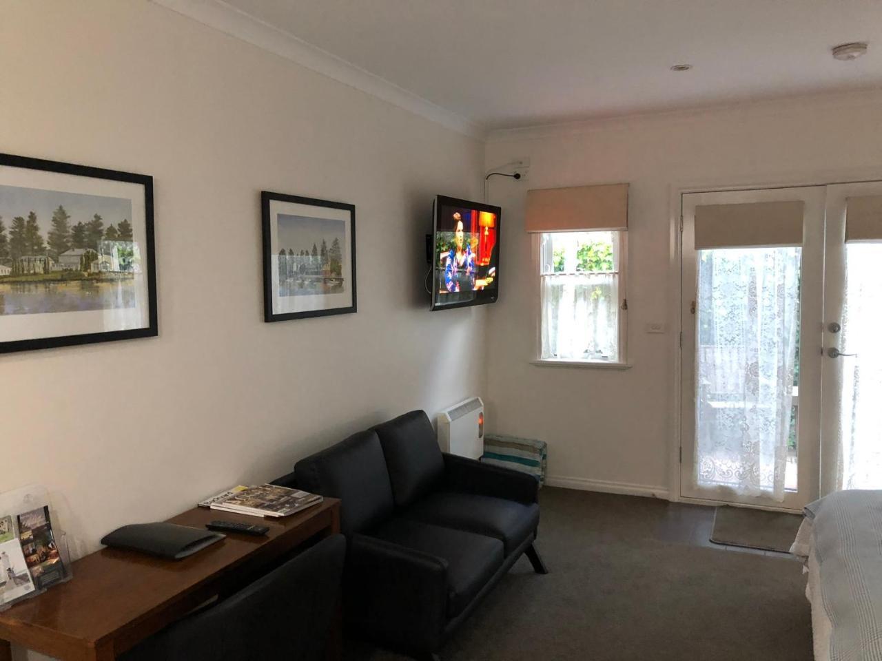 Port Boutique Accommodation Port Fairy Bagian luar foto